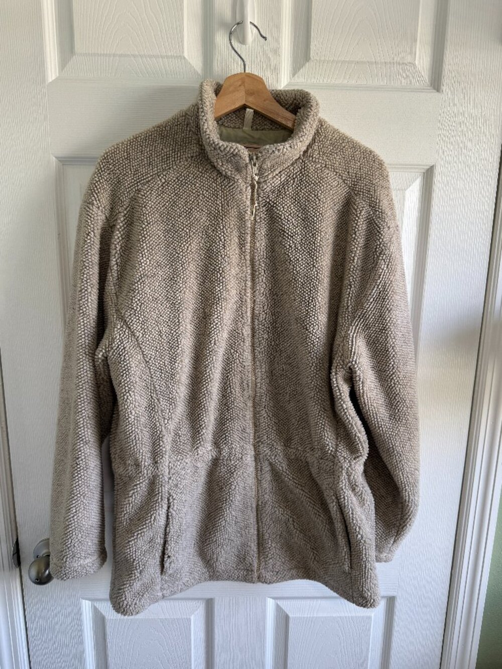 Vintage Woolrich Women’s Oat Full Zip Curly Fleece Jacket Size Large